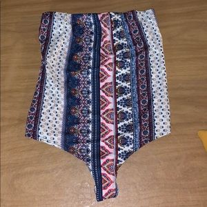 Patterned strapless Bodysuit